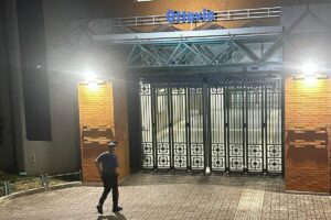 Giubileo: giovani spagnoli restano chiusi a stazione Ottavia. Interviene l’Arma