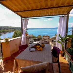 Angolo di paradiso sul lago di Bracciano: benvenuti al B&B Domus Angularia