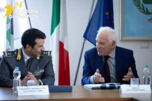 Isole Ventotene e Santo Stefano: protocollo Finanza e Area Protetta per tutela ambiente marino