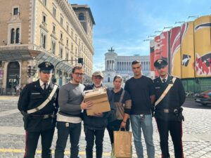 Guida turistica morta al Colosseo: Arma consegna al fratello effetti personali