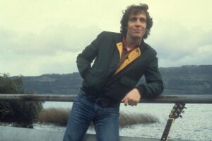 “Rino Gaetano sempre più blu” di Giorgio Verdelli