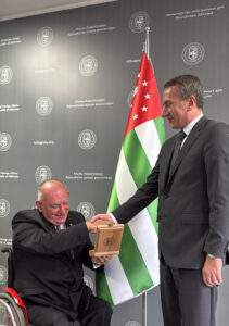 Medaglia al merito a Vito Grittani per l’attività diplomatica per lo sviluppo delle relazioni internazionali della Abkhazia